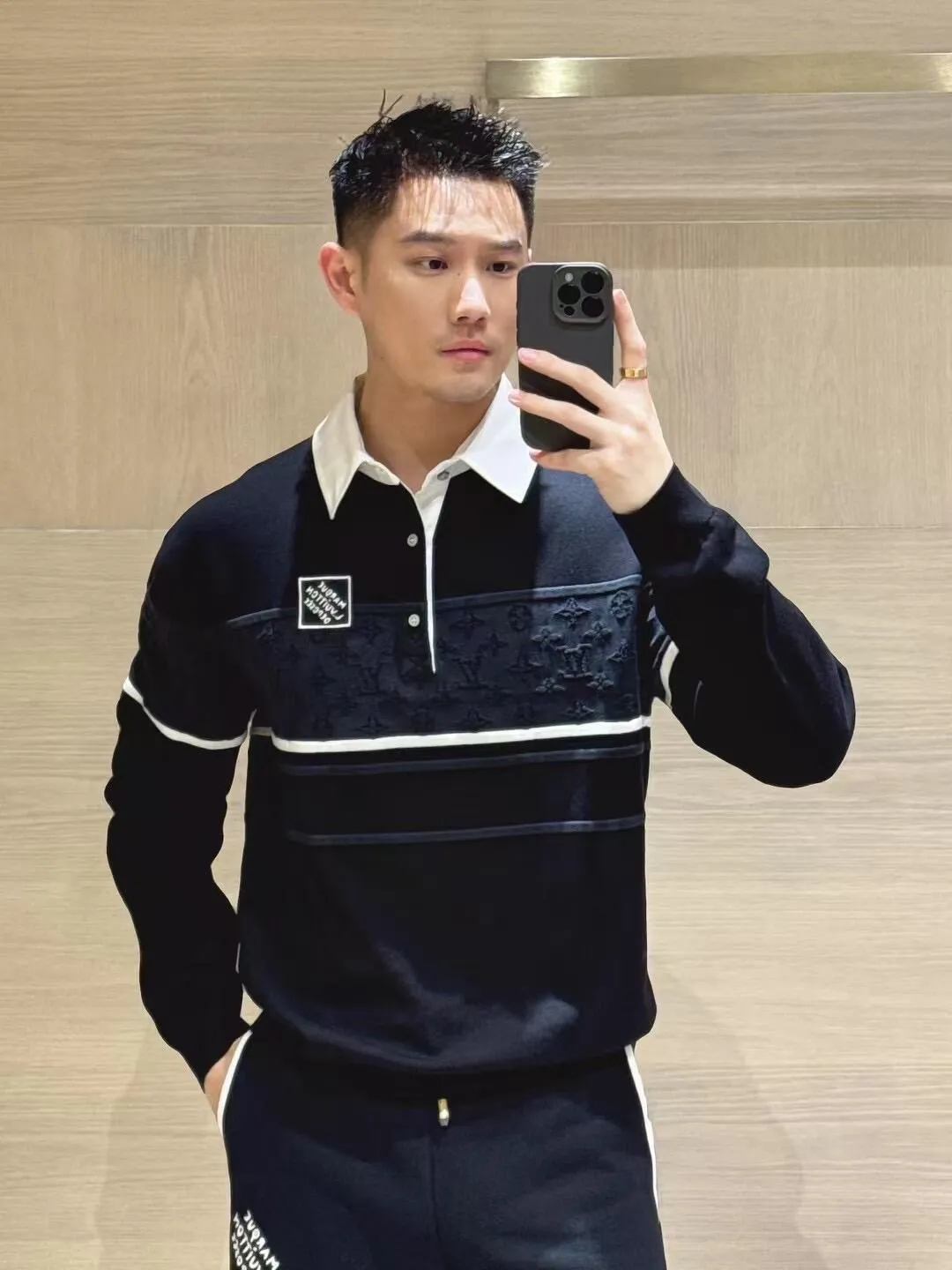 Louis Vuitton 25Fw jacquard jacquard lapel sweater